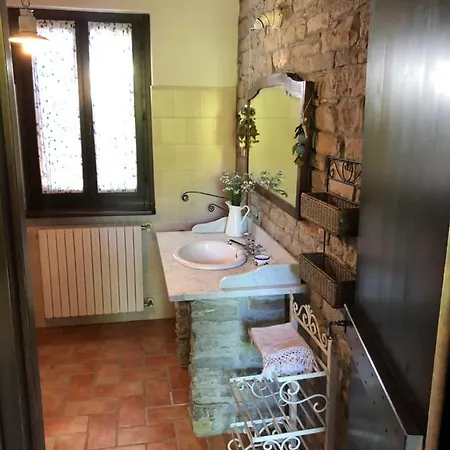 Casa Vacanze Sulle Colline Parmensi A Vakantiehuis *